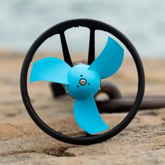 Neu Propeller für Elektromotor Temo, 3-blättrig, für 450