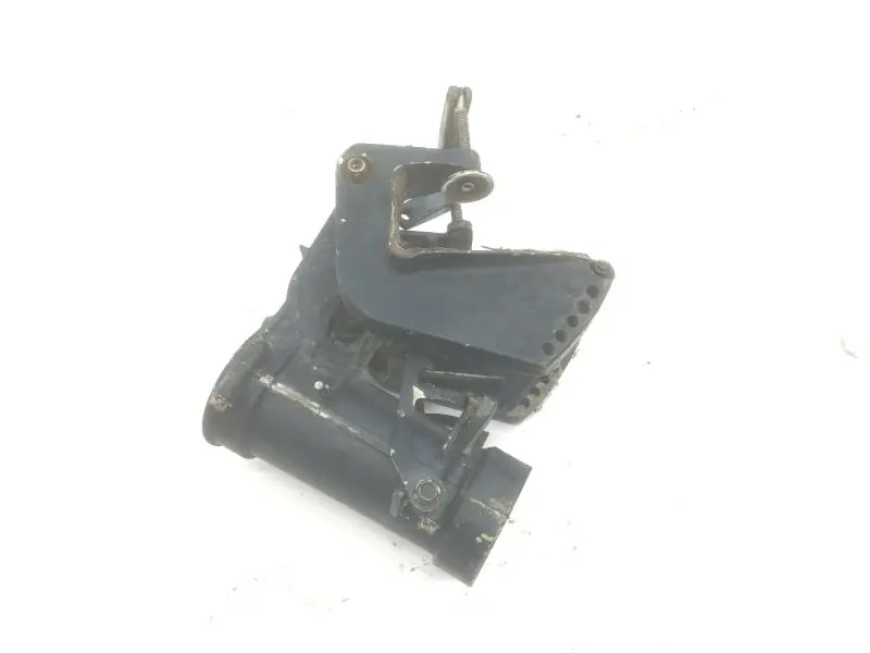 Echt USED: Yamaha / Mariner 4/5 hp 2-stroke bracket complete 6E0 / 6E3