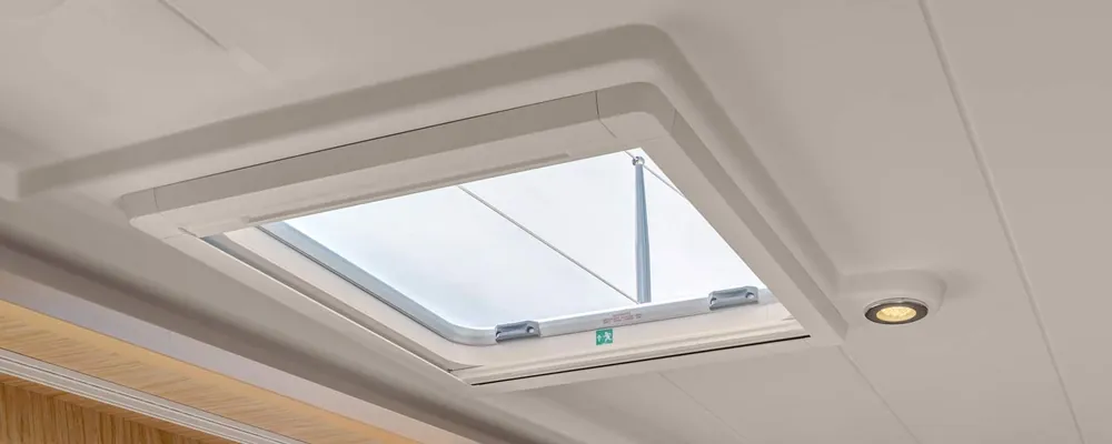 Expressversand Skyscreen Roller Surface 2 weiß Ausführung:457 x 327mm für Lewmar 30 Luke